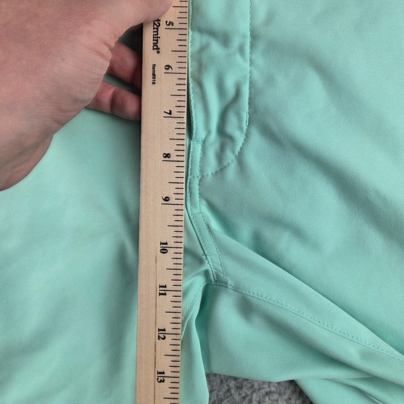 HUK Shorts Men XL Green Stretch Performance Fishing Pursuit - Picture 3 of 9